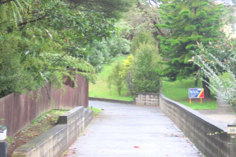 Photo of property in 2/9 Choice Avenue, Henderson, Auckland, 0612