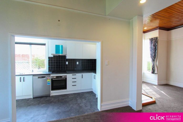 Photo of property in 82 Highcliff Road, Andersons Bay, Dunedin, 9013