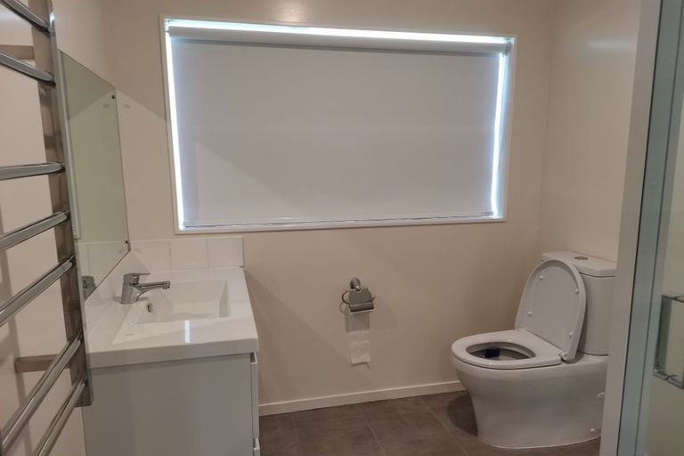 Photo of property in Miramar Villas, 5/3 Byron Street, Miramar, Wellington, 6022