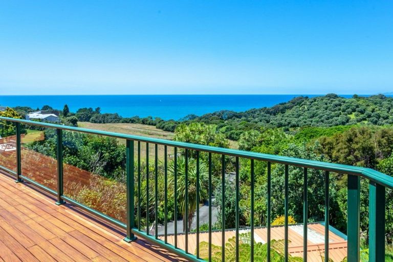 Photo of property in 444 Onemana Drive, Onemana, Whangamata, 3691