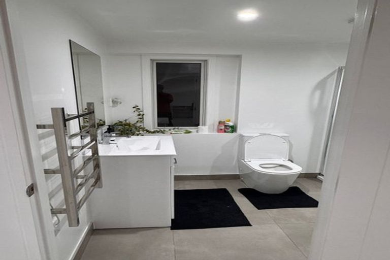 Photo of property in 314c Swanson Road, Henderson, Auckland, 0610