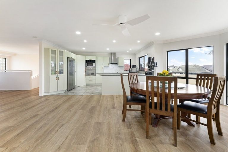 Photo of property in 223 Hill Road, The Gardens, Auckland, 2105