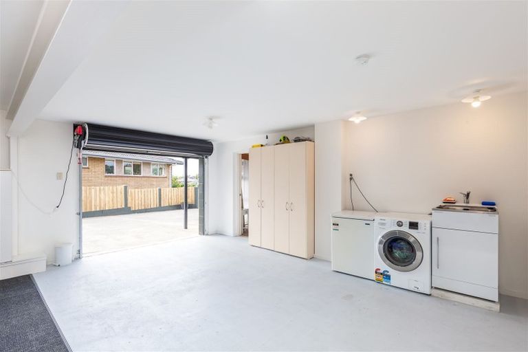 Photo of property in 57 Fairmount Road, Titirangi, Auckland, 0604