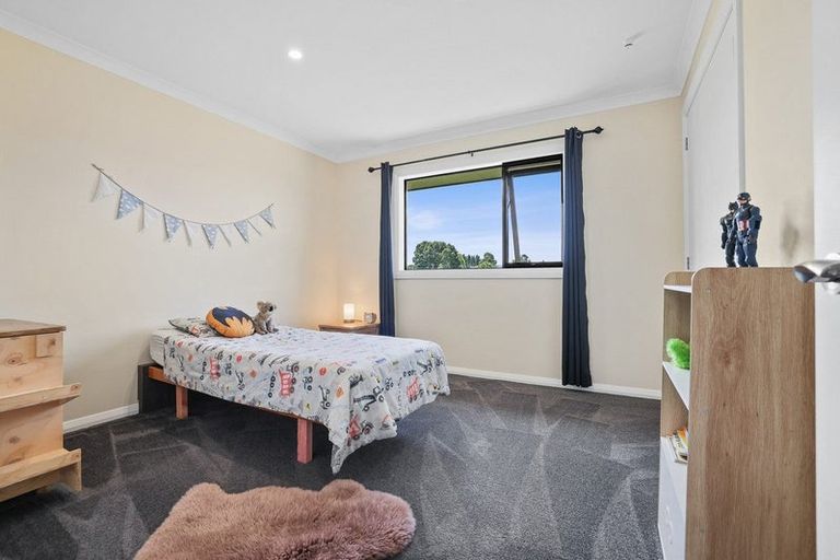 Photo of property in 2/26 Burwood Road, Burwood, Christchurch, 8083