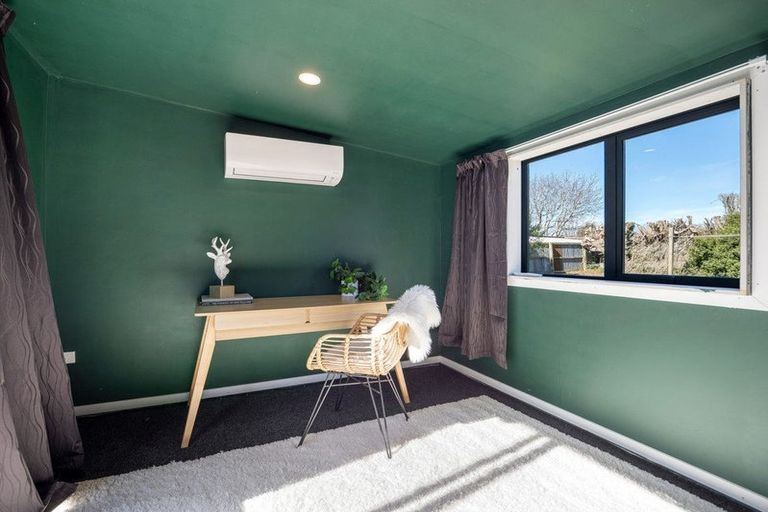 Photo of property in 10 Saint James Street, Southbridge, 7602