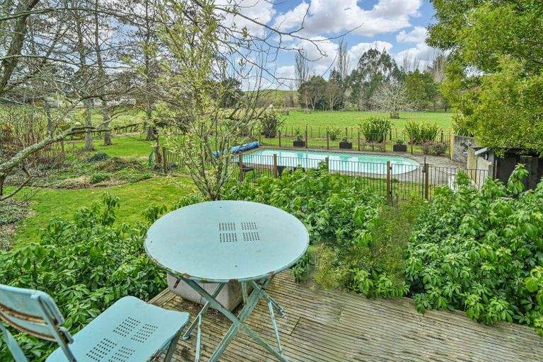 Photo of property in 2524 State Highway 2, Te Hauke, Hastings, 4174