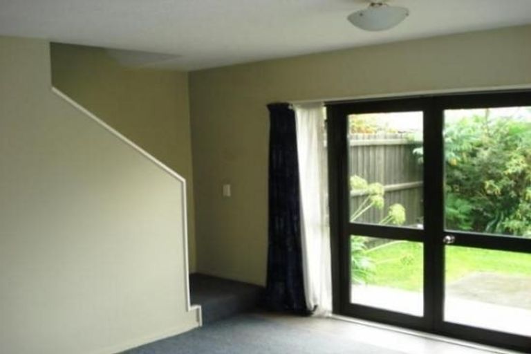 Photo of property in 4/36 Mathesons Road, Phillipstown, Christchurch, 8011