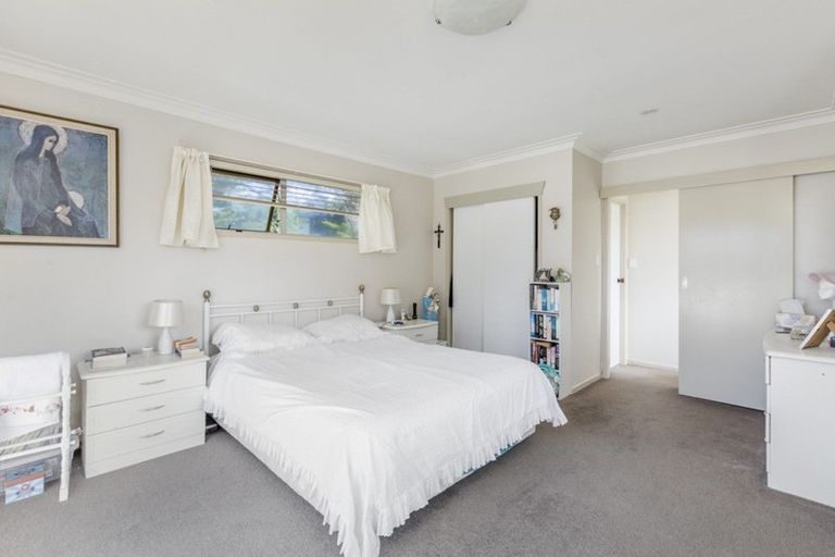Photo of property in 1/468 Hibiscus Coast Highway, Orewa, 0931