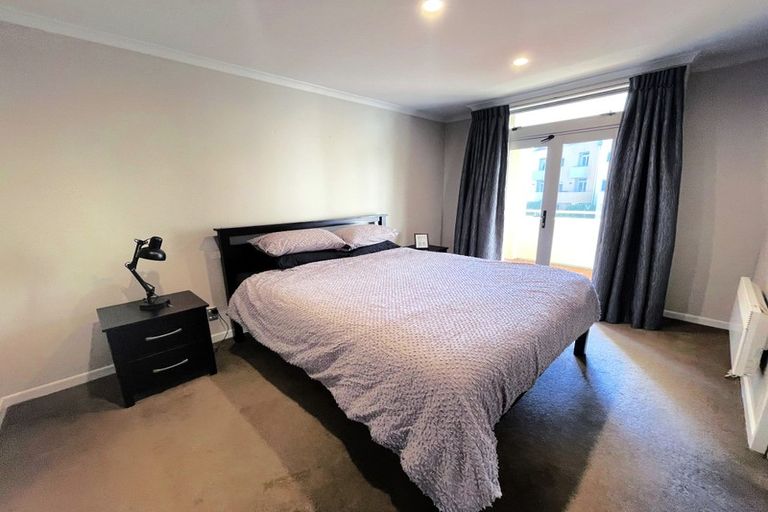 Photo of property in Marrakech Cafe, 72/305 Evans Bay Parade, Hataitai, Wellington, 6021