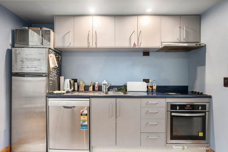 Photo of property in 221/6 Left Bank, Te Aro, Wellington, 6011