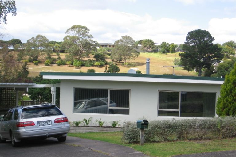 Photo of property in 14 Macnay Way, Murrays Bay, Auckland, 0630