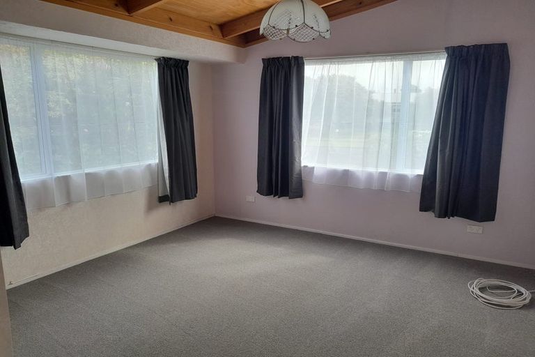 Photo of property in 13 Tamure Place, Ruakaka, 0116