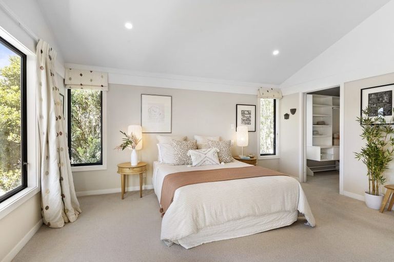 Photo of property in 96 Hill Street, Thorndon, Wellington, 6011