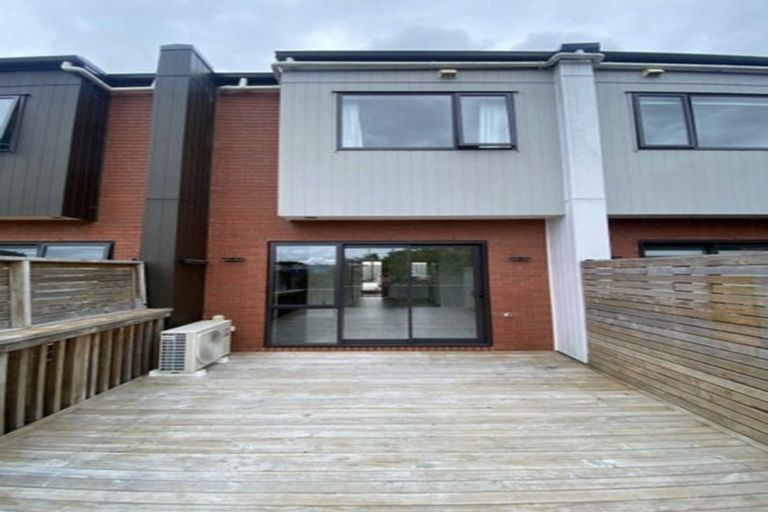 Photo of property in 5/72 Alfriston Road, Manurewa East, Auckland, 2102