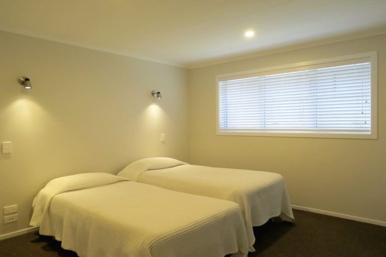 Photo of property in 64 Golden Shore Place, Coromandel, 3506