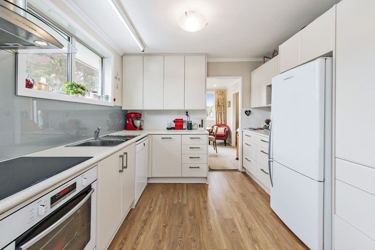 Photo of property in 4 Rachel Place, Avonhead, Christchurch, 8042