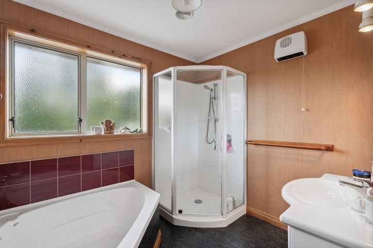 Photo of property in 16 Waenga Drive, Cromwell, 9310