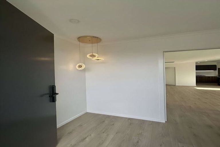 Photo of property in 16 Waterford Farm Road, Halswell, Christchurch, 8025