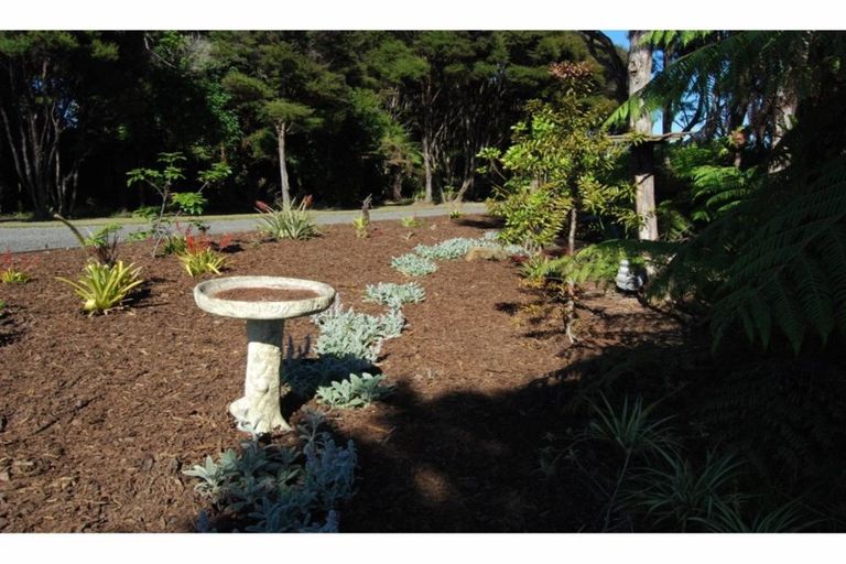 Photo of property in 255 Paroa Bay Road, Russell, 0272