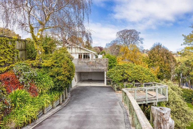 Photo of property in 4 Hackthorne Road, Cashmere, Christchurch, 8022