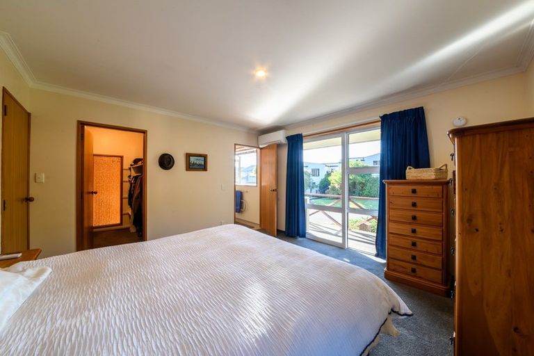 Photo of property in 12 Matai Place, Waikawa, Picton, 7220