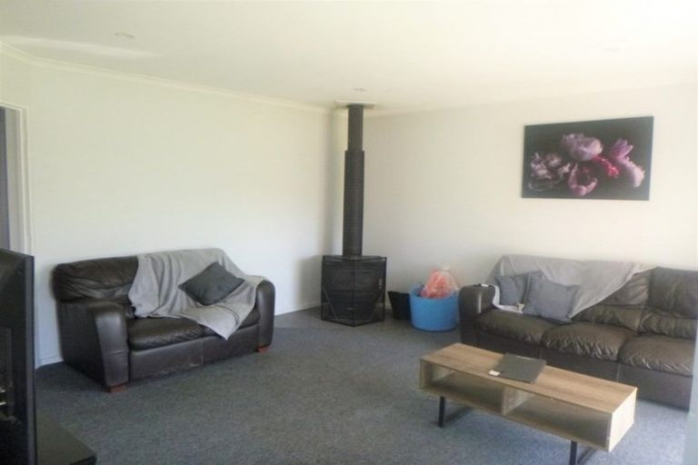 Photo of property in 23 Kew Road, Westport, 7825