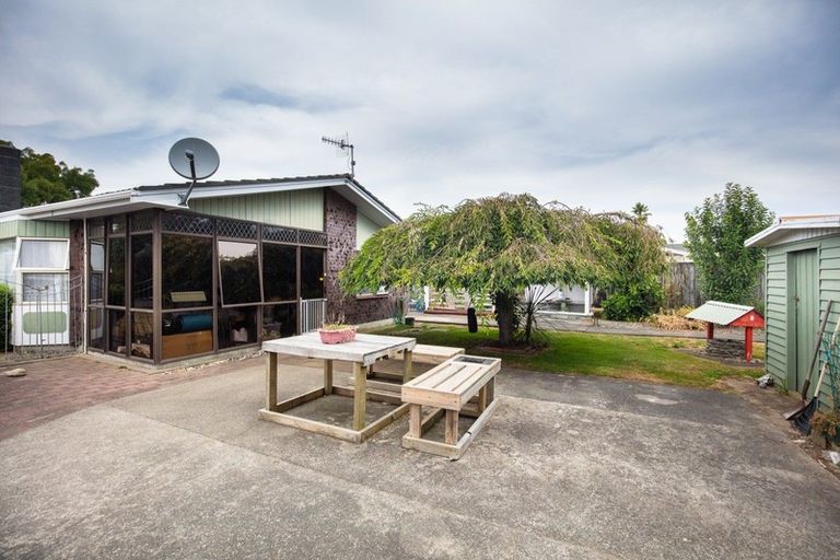 Photo of property in 3 Kebbell Avenue, Levin, 5510