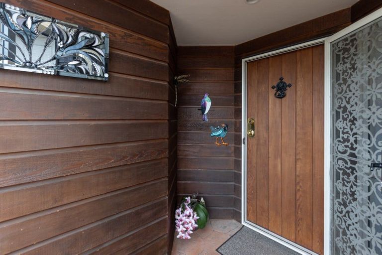 Photo of property in 11b Cheval Place, Taradale, Napier, 4112