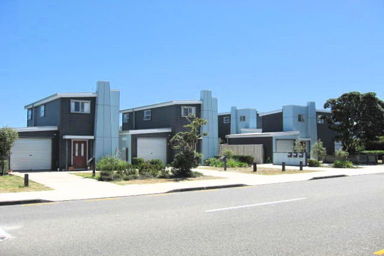 Photo of property in 6/14f Tireti Road, Titahi Bay, Porirua, 5022