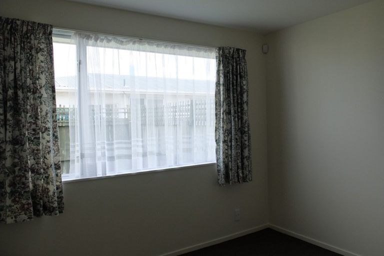 Photo of property in 2/13 Allard Street, Edgeware, Christchurch, 8013