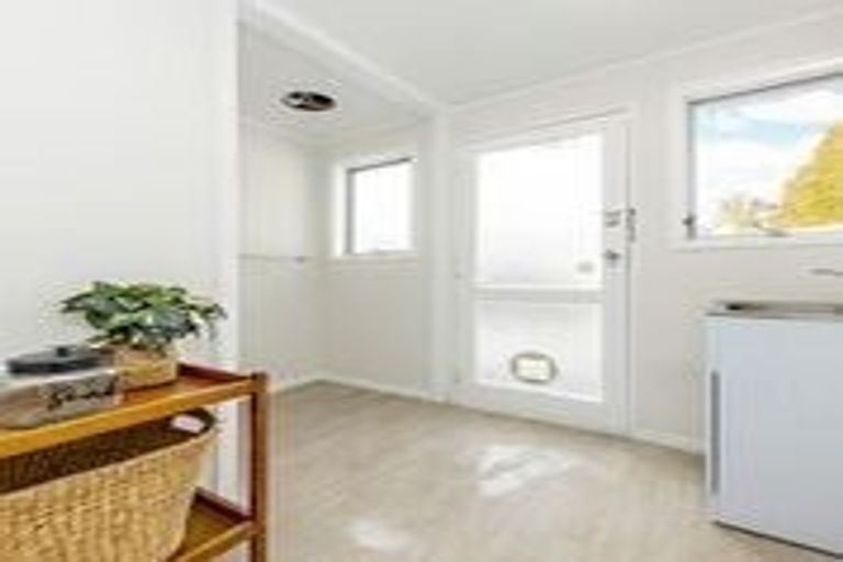 Photo of property in 14 Chantal Place, Red Hill, Papakura, 2110