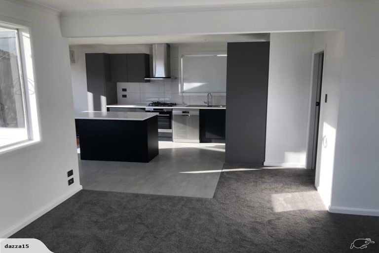 Photo of property in 26 Raroa Terrace, Tawa, Wellington, 5028