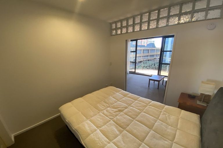 Photo of property in Atrium Towers, 5c/154 The Terrace, Wellington Central, Wellington, 6011