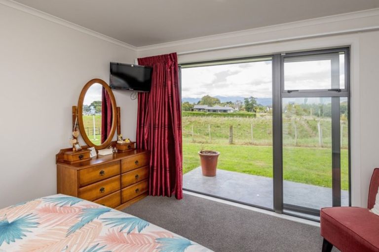 Photo of property in 9 Tullahoma Way, Ohau, Levin, 5570