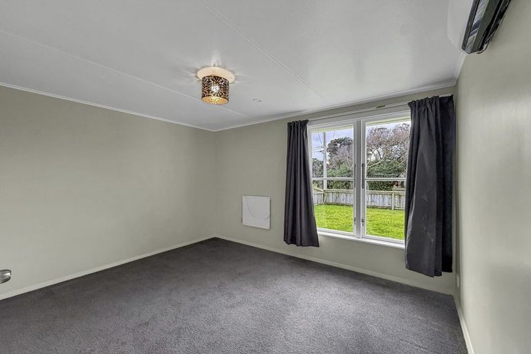 Photo of property in 19 Armstrong Place, Gonville, Whanganui, 4501