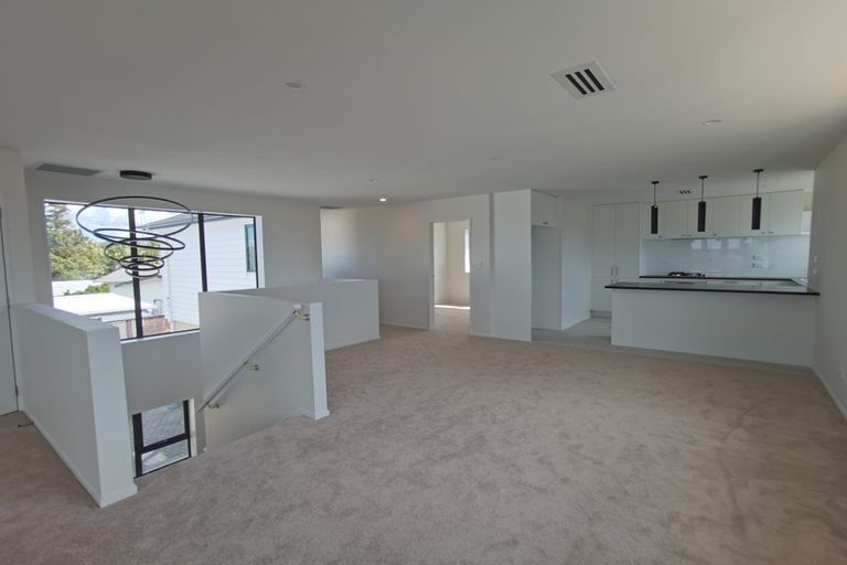 Photo of property in 13a Blue Way, Glendene, Auckland, 0602