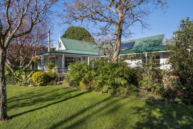 Photo of property in 42 Kayelene Place, Omokoroa, 3114