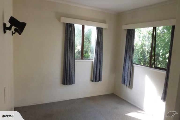 Photo of property in 17 Titirangi Road, New Lynn, Auckland, 0600