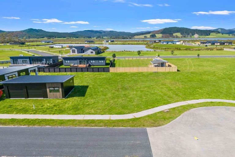 Photo of property in 7 Riria Way, Matarangi, 3592