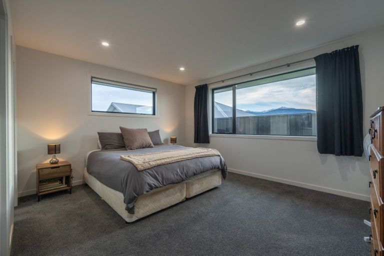 Photo of property in 5 Millar Place, Te Anau, 9679