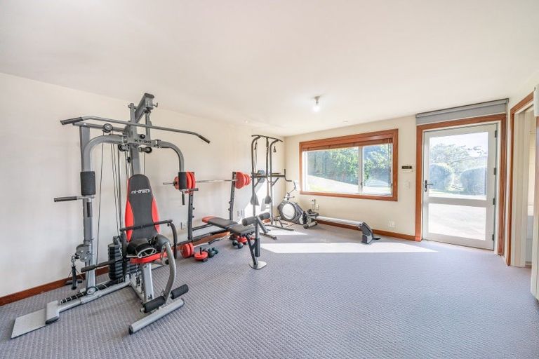 Photo of property in 62 Kiriwai Road, Paremata, Porirua, 5024