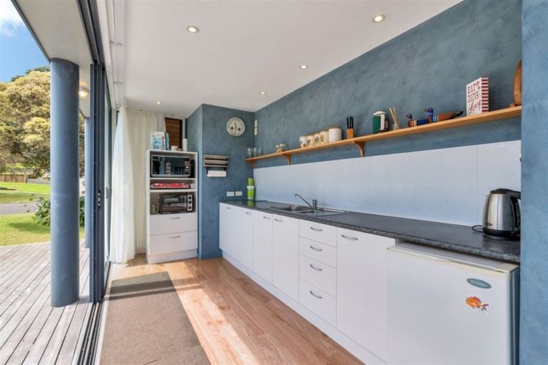 Photo of property in 41 Fishermans Bend, Whiritoa, Whangamata, 3691