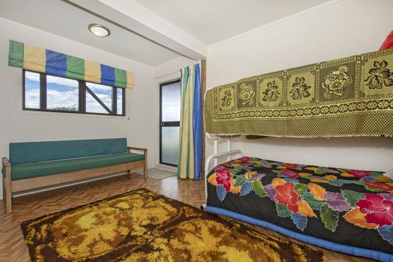 Photo of property in 27 Taiwa Road, Oakura, Hikurangi, 0184