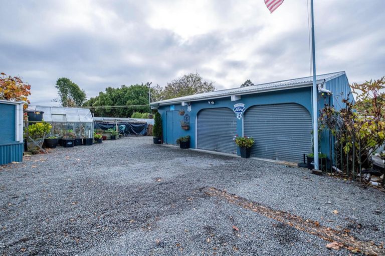 Photo of property in 12 Parsonage Road, Waimate, 7924