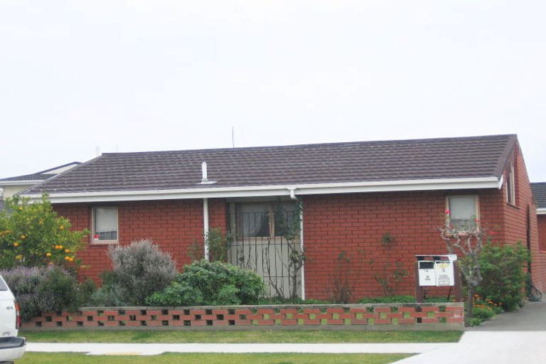 Photo of property in 2/22 Bowling Road, Greenmeadows, Napier, 4112