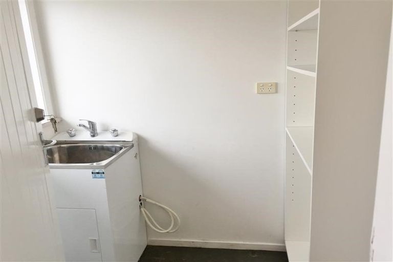 Photo of property in 43 Caffray Avenue, Aramoho, Whanganui, 4500