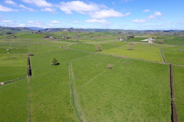 Photo of property in 16 Mcrae Road, Otewa, Otorohanga, 3972