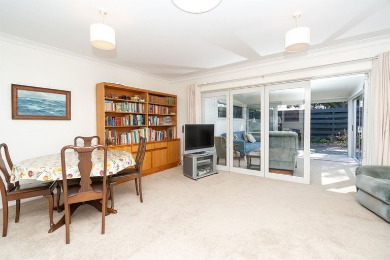 Photo of property in 8 Norma Place, Riverlea, Hamilton, 3216