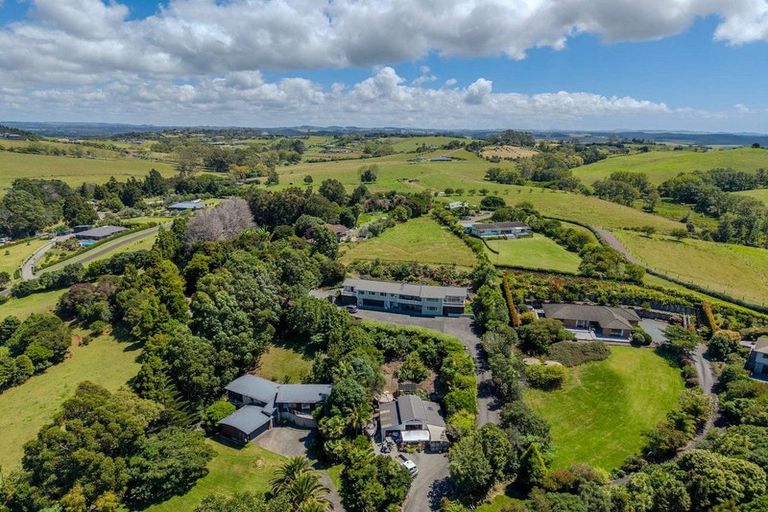 Photo of property in 204 Rangitane Road, Kerikeri, 0294