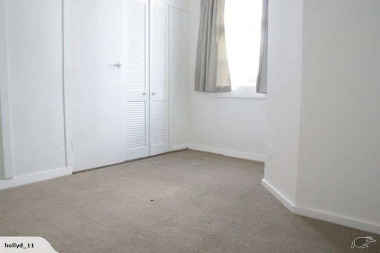 Photo of property in 147 Onepu Road, Lyall Bay, Wellington, 6022